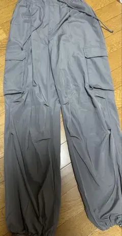 GU カーゴパンツ Sサイズ グレー