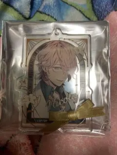 ピオフィ リボンタイアクリルプレート ニコラ