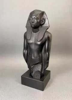 ネフェルティティ エジプト女王 ブロンズ調胸像置物 - メルカリ