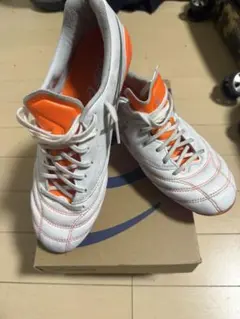 asics 乾貴士 サイン入りスパイク - メルカリ