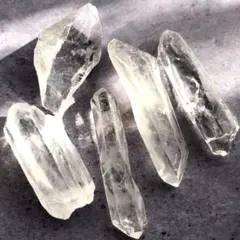 【虹入り！透明度！バーコード綺麗】レムリアンシードクリスタル　水晶　ポイント36