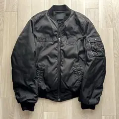 PRADA ネイビー MA-1 フライトジャケット PRADAのフリマアイテム一覧