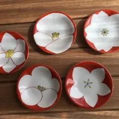 WAKO銀座和光 九谷焼 柳由美子さん赤絵花小皿 銘々皿５枚絵変わり 和食器のサムネイル