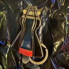 USJ スパイファミリー　コレクタブルキーチェーン　ヨル　ドレス　キーホルダー