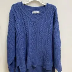 CECI McBEE ケーブル編みブルーニットセーター