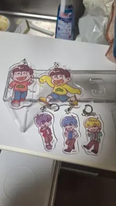 セリア おそ松さん アクリルキーホルダー アクキー