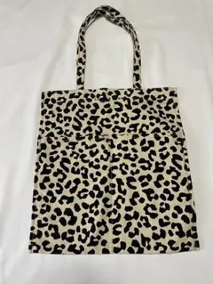 LOWRYS FARM ヒョウ柄トートバッグ