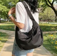 バッグ　バック　ショルダー　ボディ　ブラック　ハーフムーン　ユニセックス　韓国