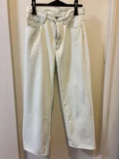 中古　UNIQLO JEANS ワイドストレートジーンズ　サイズ27