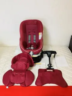 Combi コンビ ラクティアターン チャイルドシート レッド Combi コンビ ラクティアターン チャイルドシート レッド