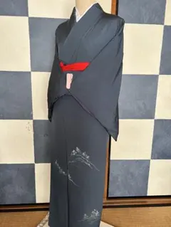 付け下げ　鉄紺色　松林模様