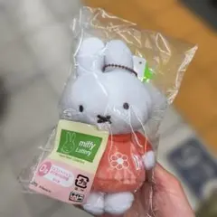 ミッフィー　タイトーくじ　マスコットバッジ　赤　Ｄ賞