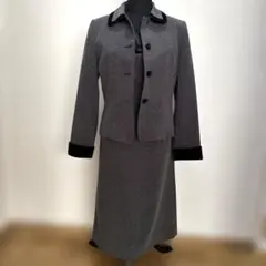 フォーマルスーツ　ワンピーススーツ　入学式　結婚式