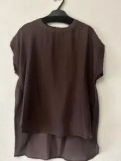ブラウス　茶色　半袖のサムネイル
