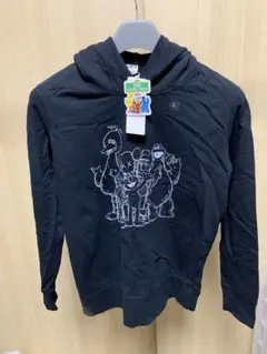新品未使用タグ付 UNIQLO KAWS セサミストリート パーカー L