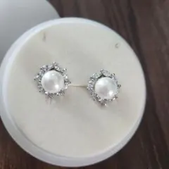 4℃ ヨンドシーパール イヤリング ウェディング 結婚式 小ぶり 上品 ドレスのサムネイル