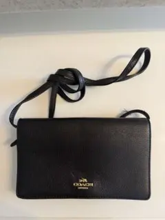 COACH 長財布 ブラック ストラップ付き - メルカリ