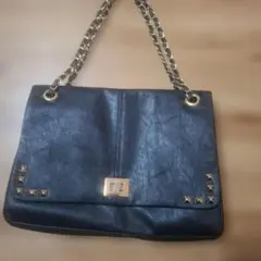 激安！スタッズ付きブラック バッグ