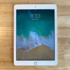 iPad第5世代　128GB Wi-Fiモデル　シルバー　SIMフリー