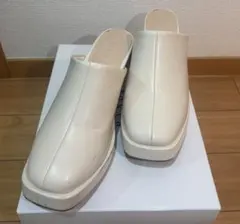 ホワイトミュール 高ヒール シンプルデザイン