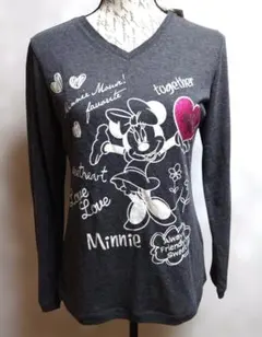【新品タグ付き】Disney Minnie Mouse Vネック長袖Tシャツ