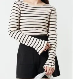 Chico 袖フレアボートネックニット