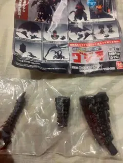 【未開封】デストロイア　07 尻尾　HGX ゴジラ　ガシャポンのサムネイル