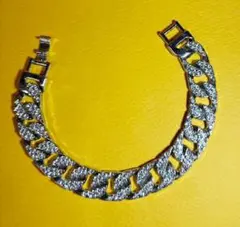 Item thumbnail for item d1d27011-2fc3-46a9-bdd4-aebb66a214c8