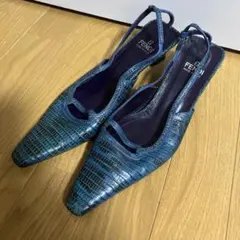 FENDI 青 レザー ハイヒール・パンプス