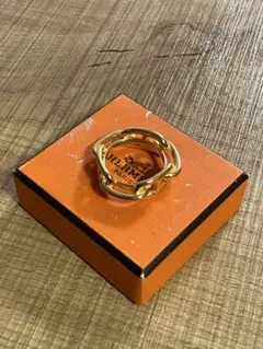 【HERMES】スカーフリング シェーヌダンクル ゴールド　箱付き
