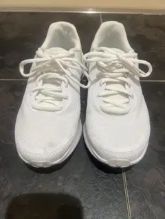 NIKE ナイキ 2208-100 スニーカー ランニングシューズ
