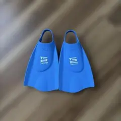 hydro TECH 2 スイムフィン 4-5サイズ
