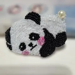 ハンドメイドビーズ ブローチ