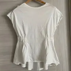 INED イネド　フレンチスリーブ　白Tシャツのサムネイル