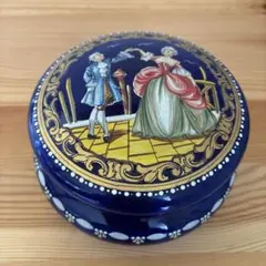 Item thumbnail for item 89582fb8-f53f-4d6d-aa2a-52f03dd9c241