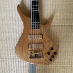 即戦力】Real Bossa Design UJB-5 5弦ベース【希少】 - メルカリ