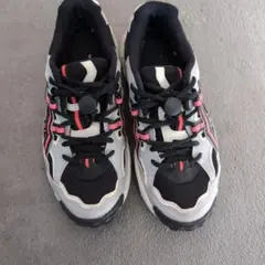ASICS スニーカー ブラック ピンク グレー