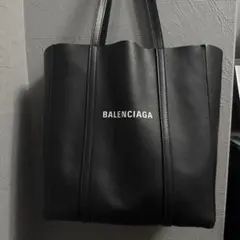 【美品】BALENCIAGA トートバッグ ロゴ ブラックのサムネイル