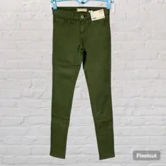 50120 新品 UNIQLO ウルトラストレッチカラージーンズ カーキ 22