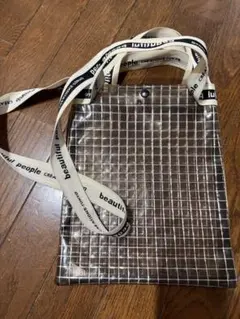 ビューティフルピープル べニールショルダーバッグ