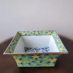 希少】庫山窯 金彩 角皿 大皿 更紗 盛皿 深皿 前畑陶器 菓子鉢 - メルカリ