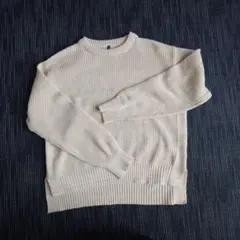クリーム色の長袖ニット Mサイズ　WORKMAN
