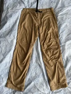 ユニクロ　暖パン　Lサイズ　ベージュ アウトドアパンツ