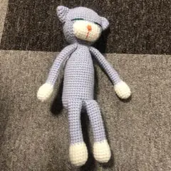 ハンドメイド 猫のあみぐるみ グレー