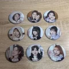 NiziU 缶バッチ 9種