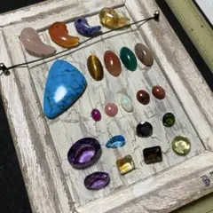 P60☆まとめ売り　外し石　ルース　天然石勾玉　約184カラット