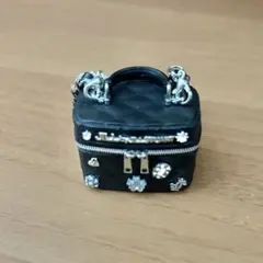 Item thumbnail for item b72fb992-8811-4ee2-b648-9bdfd2892aee