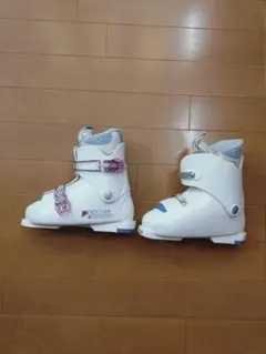 スキーブーツ 24.5