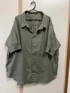 ロデオクラウンズ　半袖シャツ カーキのサムネイル