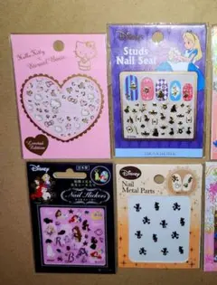 ディズニー　ネイルシール　シール　キティ　ミッキー　ベル　アリス　ラプンツェル